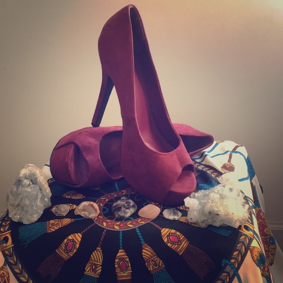 Forever 21 Velvet Pump, Open-toe - Picture 4 of 8